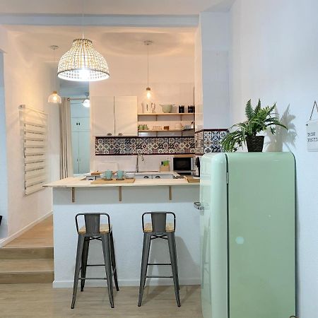 Belleza Y Estetica Modernista En Pleno Centro Аликанте Экстерьер фото